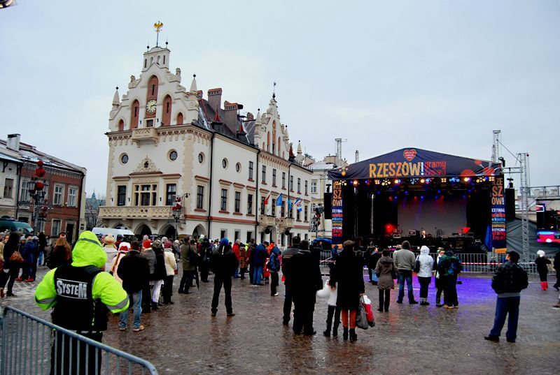 XX Finał WOŚP - Rzeszów - Rynek - 8.01.2012