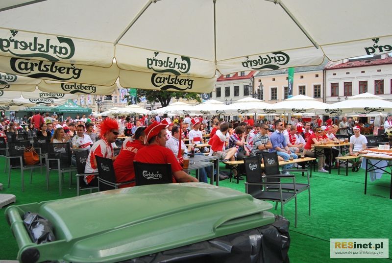 Strefa Kibica na rzeszowskim Rynku