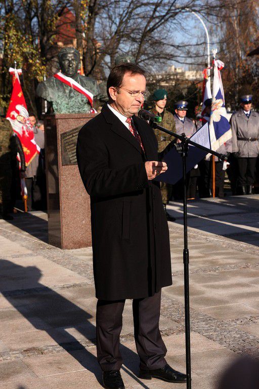  Odsłonięcie i poświecenie pomnika płk. Łukasza Cieplińskiego,