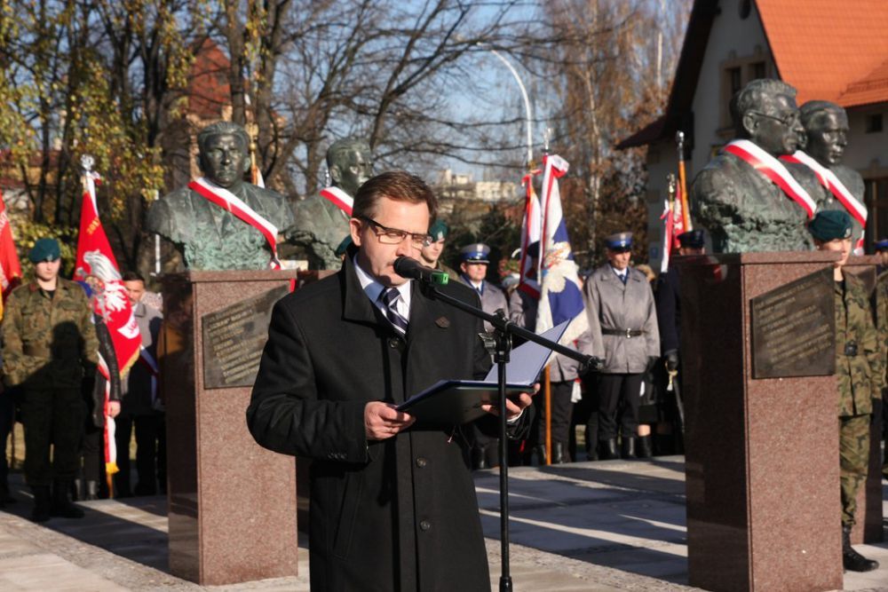  Odsłonięcie i poświecenie pomnika płk. Łukasza Cieplińskiego,