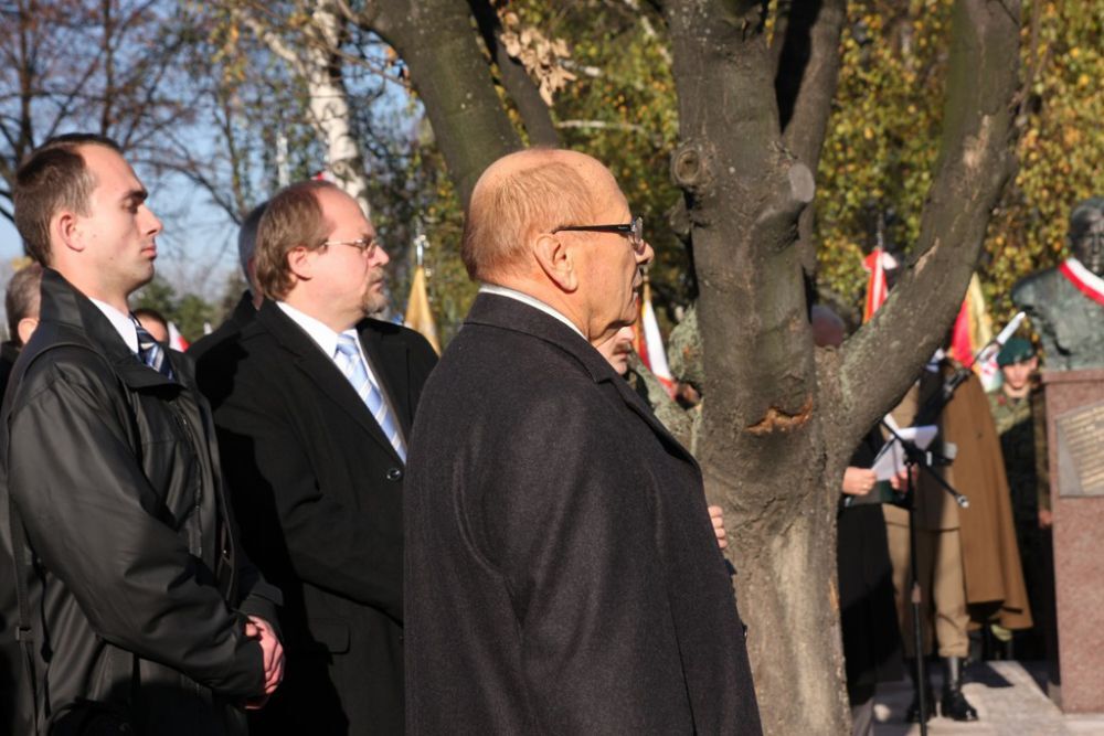 Odsłonięcie i poświecenie pomnika płk. Łukasza Cieplińskiego,