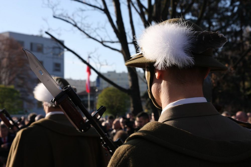  Odsłonięcie i poświecenie pomnika płk. Łukasza Cieplińskiego,