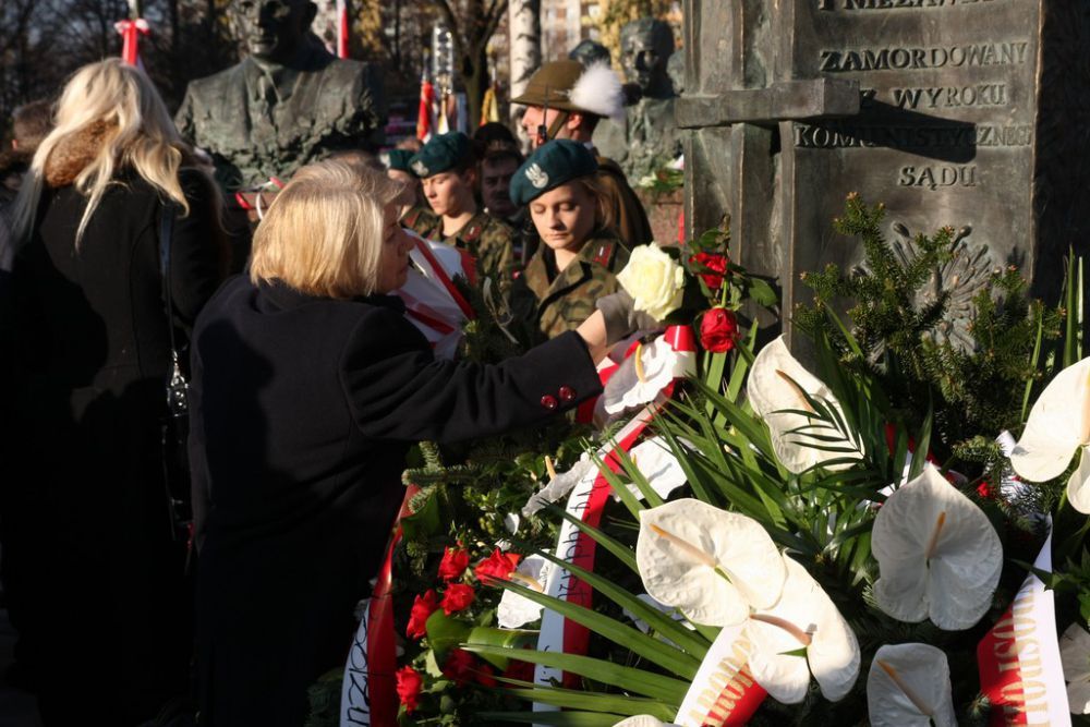  Odsłonięcie i poświecenie pomnika płk. Łukasza Cieplińskiego,
