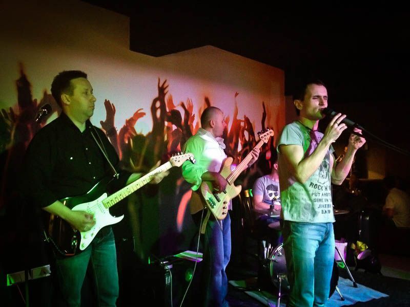 Muzyka na żywo w Mikrofonie