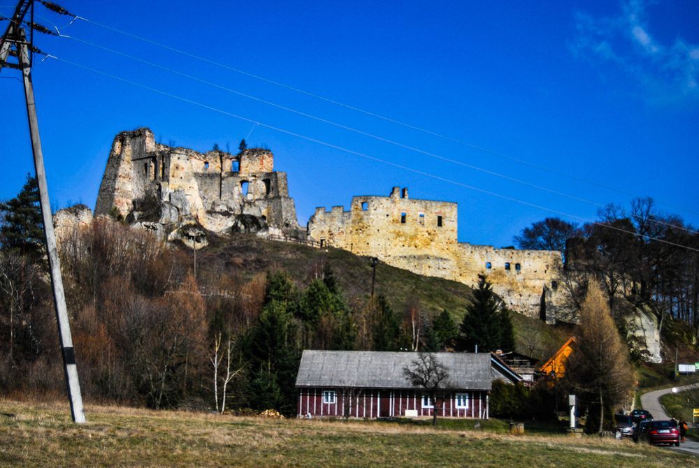 Prządki, Zamek w Odrzykoniu