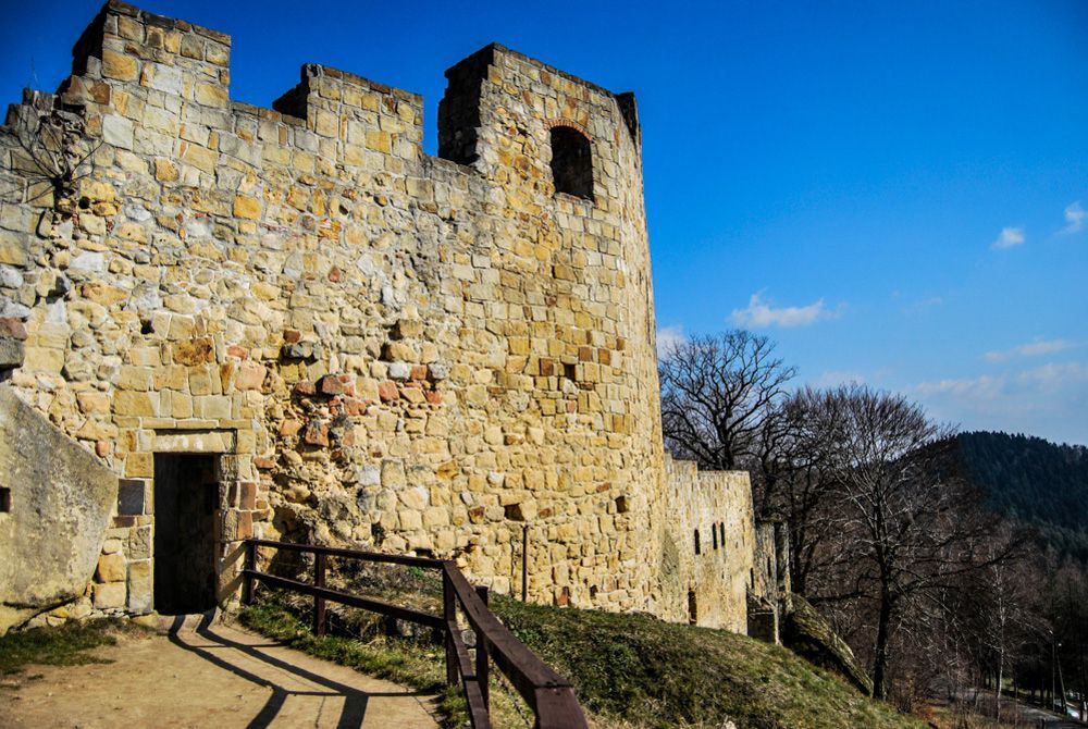 Prządki, Zamek w Odrzykoniu