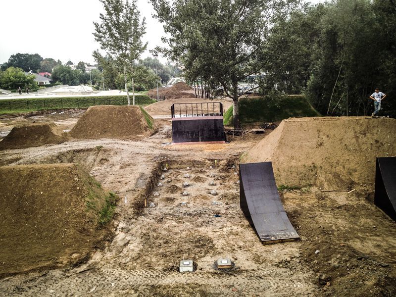 Inwestycje w Rzeszowie. Dirtpark - plac budowy