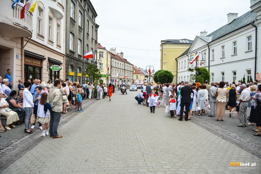 Boże Ciało. Procesja ulicami Rzeszowa
