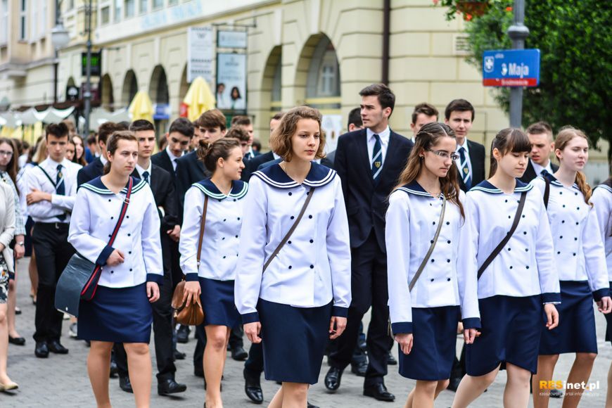 Boże Ciało. Procesja ulicami Rzeszowa