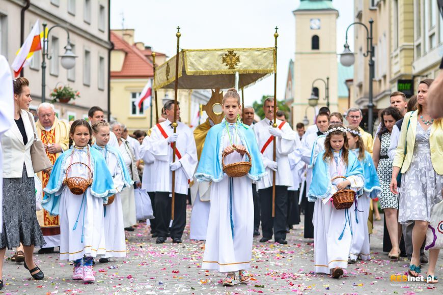 Boże Ciało. Procesja ulicami Rzeszowa