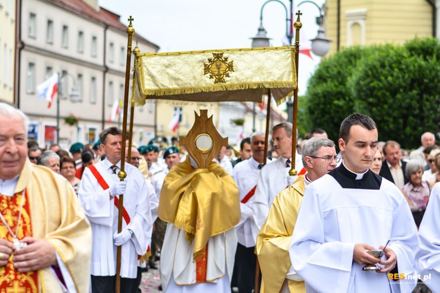 Boże Ciało. Procesja ulicami Rzeszowa