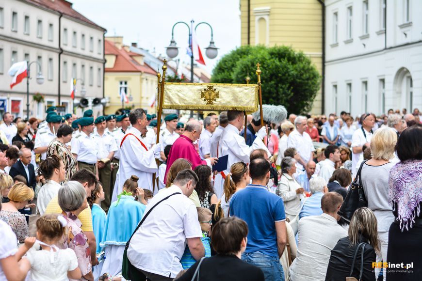 Boże Ciało. Procesja ulicami Rzeszowa