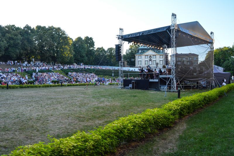 Letni Koncert Promenadowy - Fontanna Multimedialna