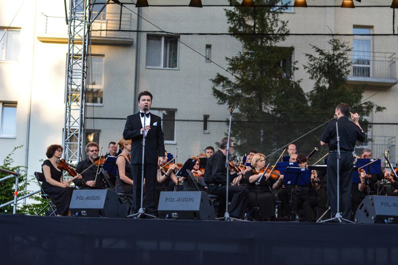 Letni Koncert Promenadowy - Fontanna Multimedialna
