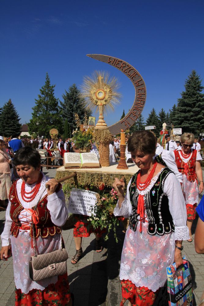 Dożynki diecezjalne w katedrze rzeszowskiej 