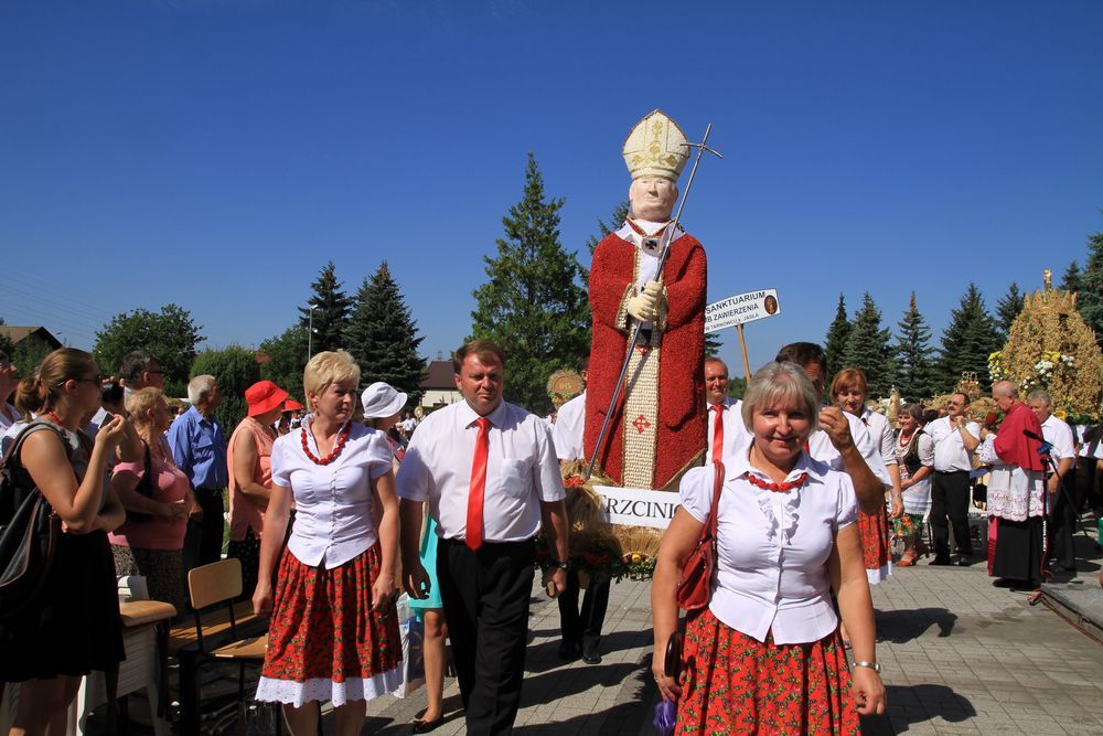 Dożynki diecezjalne w katedrze rzeszowskiej 