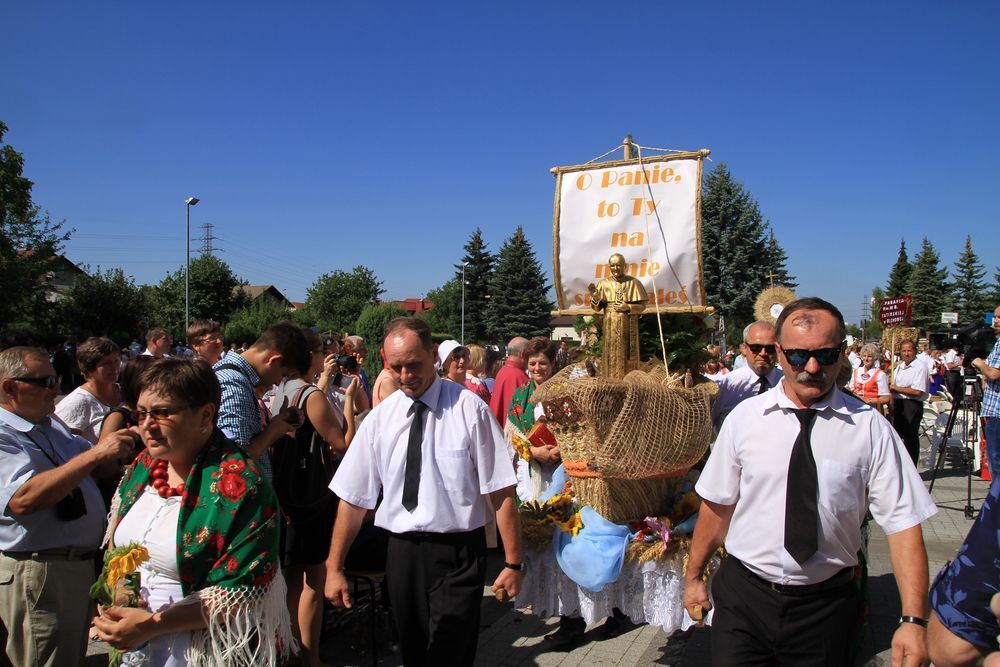 Dożynki diecezjalne w katedrze rzeszowskiej 