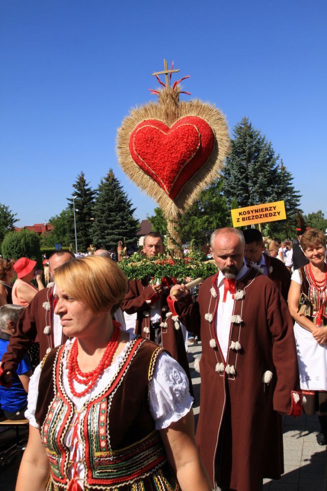 Dożynki diecezjalne w katedrze rzeszowskiej 