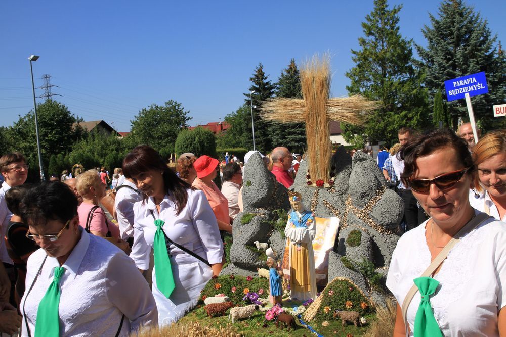 Dożynki diecezjalne w katedrze rzeszowskiej 