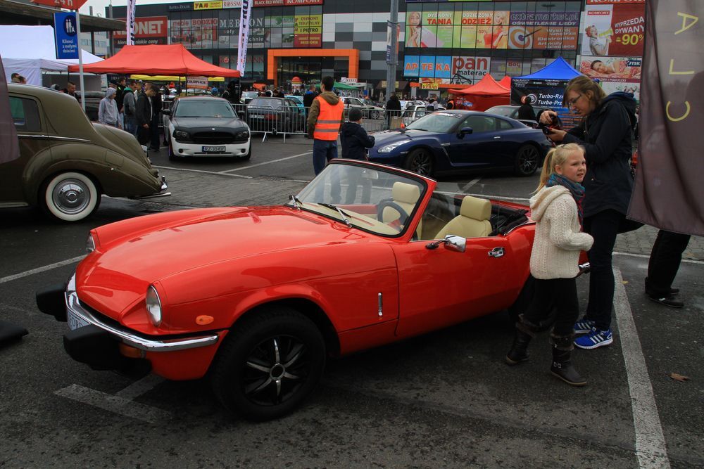 Pokazy driftu na Festiwalu Motoryzacyjnym w Rzeszowie 