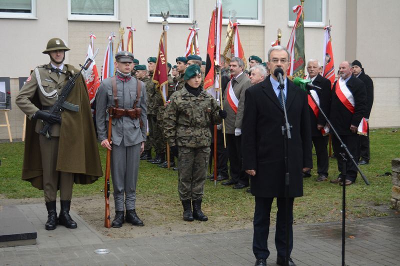 Odsłonięcie pomnika smoleńskiego