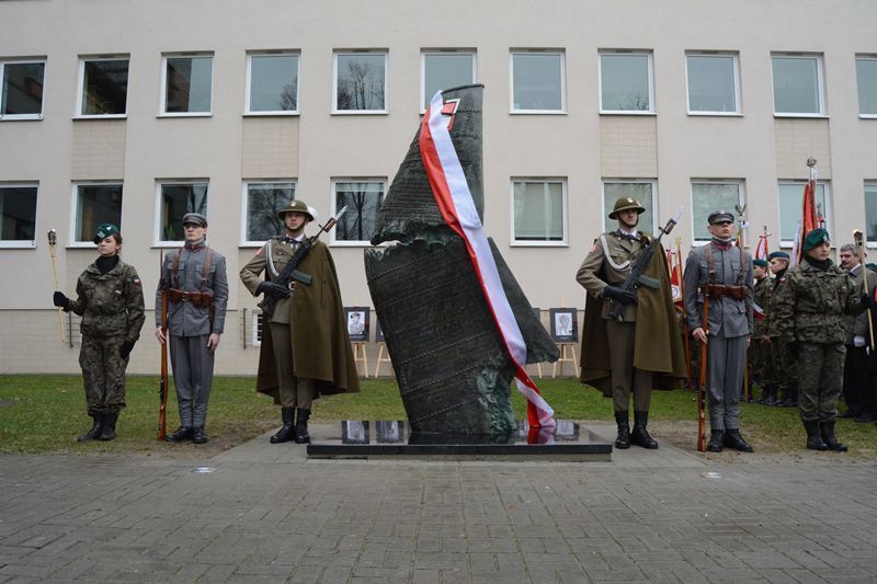 Odsłonięcie pomnika smoleńskiego