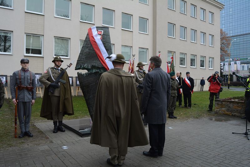 Odsłonięcie pomnika smoleńskiego
