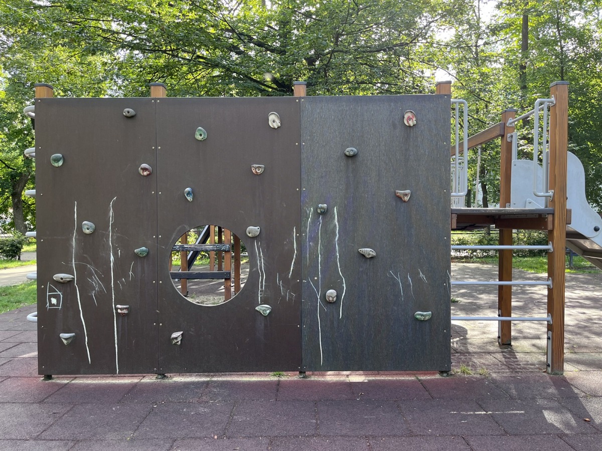 Plac zabaw w Ogrodzie Miejskim im. Solidarności w Rzeszowie