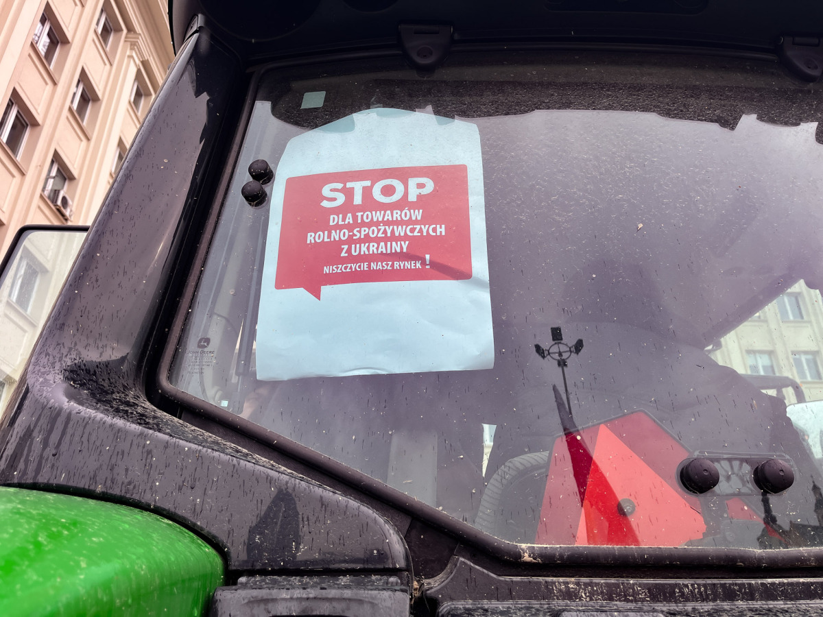 Protest rolników przed Urzędem Wojewódzkim w Rzeszowie