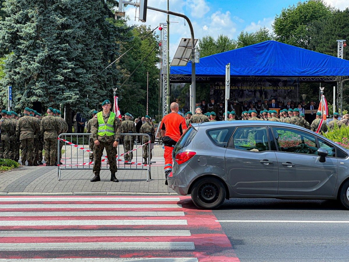 Rzeszów - Defilada wojskowa w centrum Rzeszowa [ZDJĘCIA]