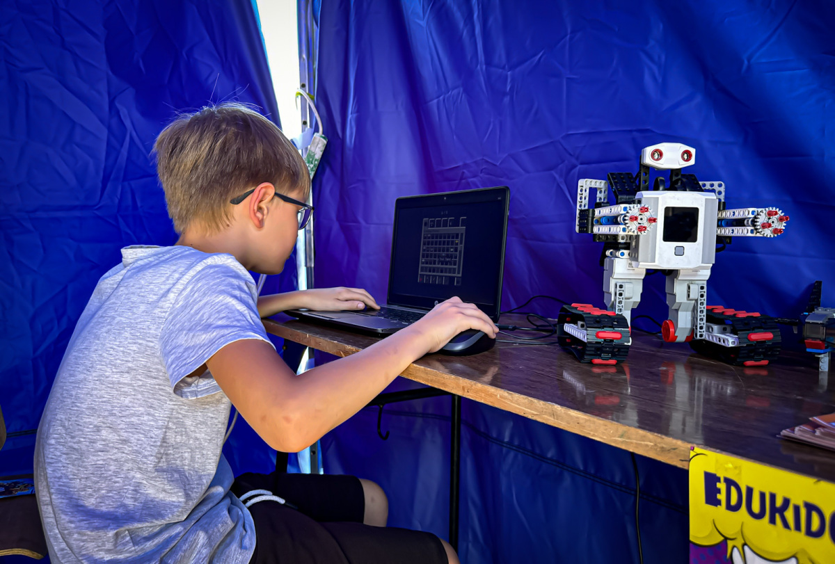 Rzeszów - Moc Odkrywców - Rzeszowski Piknik Nauki i Techniki 2024