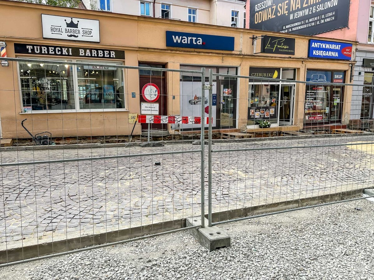 Rzeszów - Przebudowa chodnika przy ul. Matejki i Słowackiego