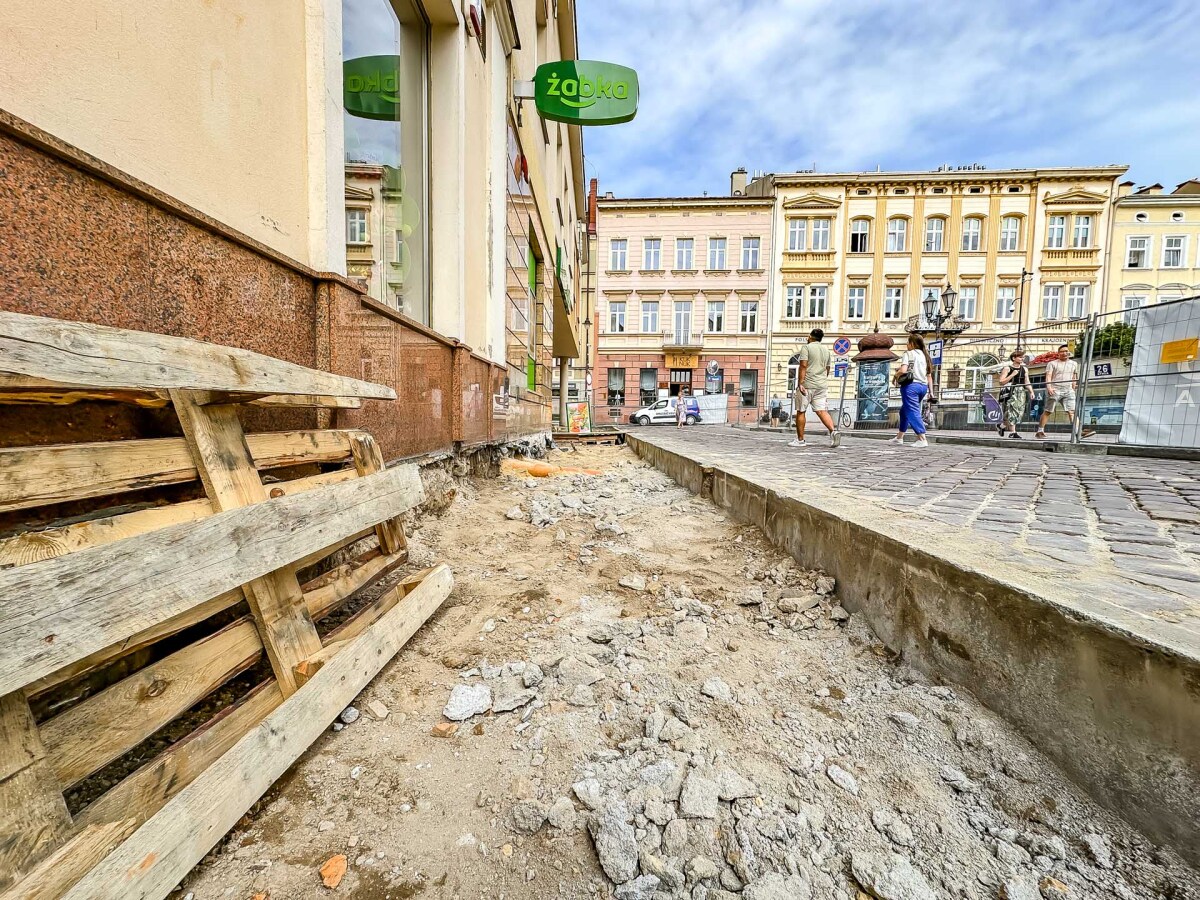 Rzeszów - Przebudowa chodnika przy ul. Matejki i Słowackiego