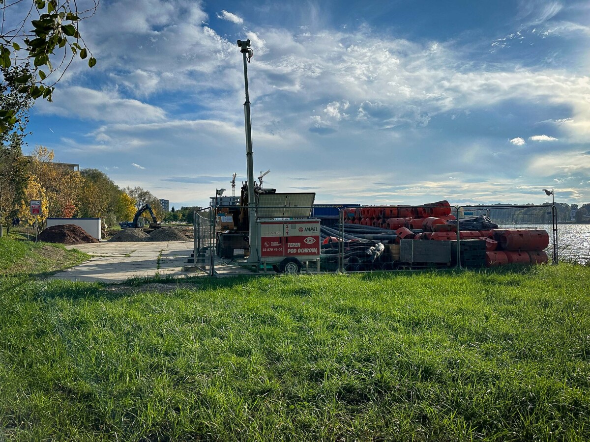 Rzeszów - Budowa miejskiej plaży nad Wisłokiem [październik 2024]