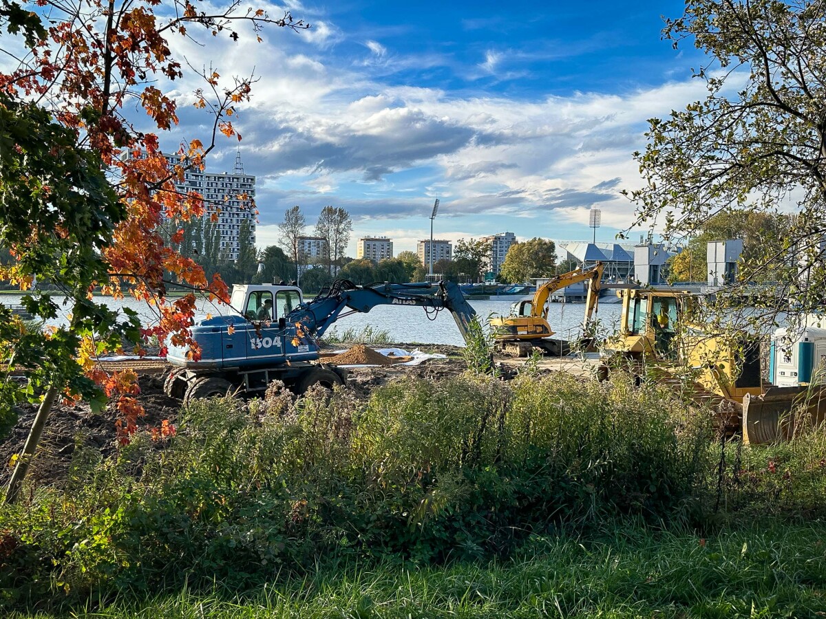 Rzeszów - Budowa miejskiej plaży nad Wisłokiem [październik 2024]