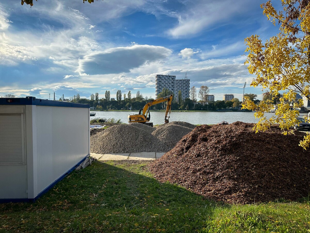 Rzeszów - Budowa miejskiej plaży nad Wisłokiem [październik 2024]