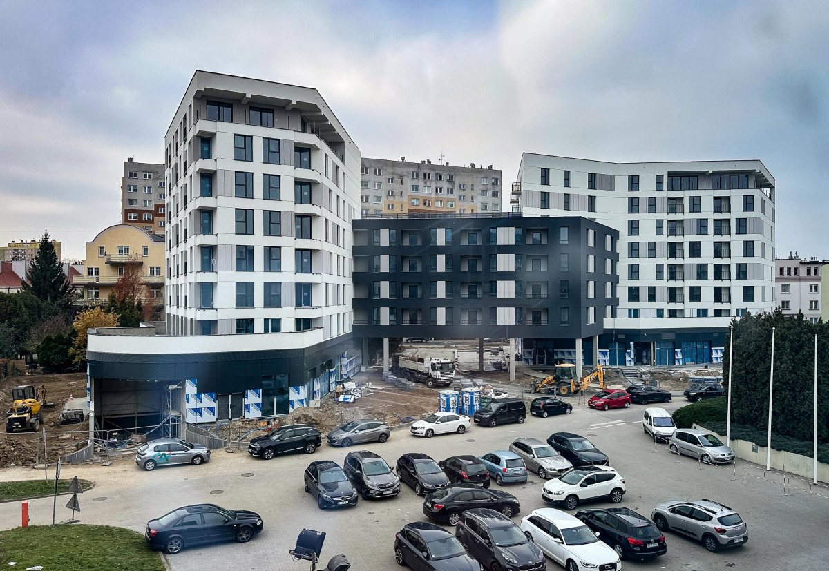 Rzeszów - Budowa Capital Towers Residence w sąsiedztwie hali Podpromie [listopad 2024]