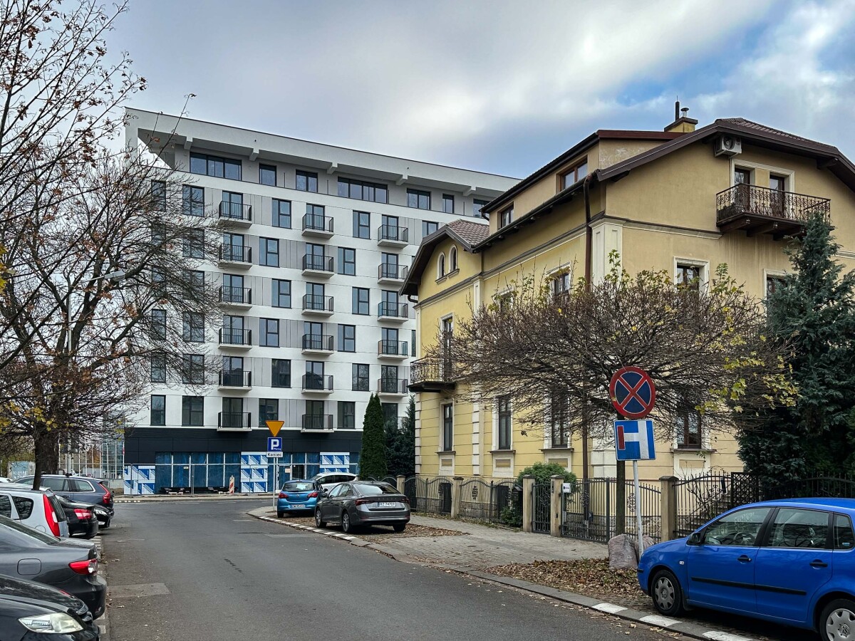 Rzeszów - Budowa Capital Towers Residence w sąsiedztwie hali Podpromie [listopad 2024]