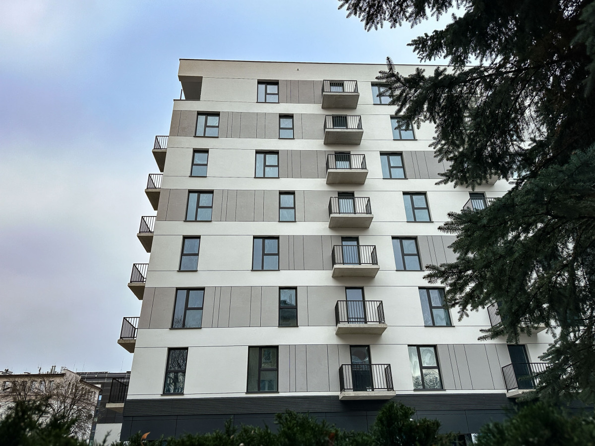 Rzeszów - Budowa Capital Towers Residence w sąsiedztwie hali Podpromie [listopad 2024]