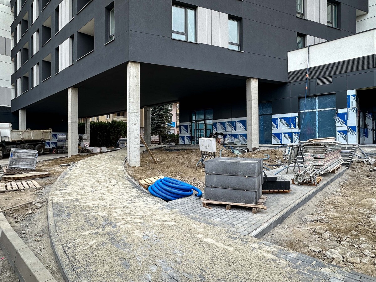 Rzeszów - Budowa Capital Towers Residence w sąsiedztwie hali Podpromie [listopad 2024]
