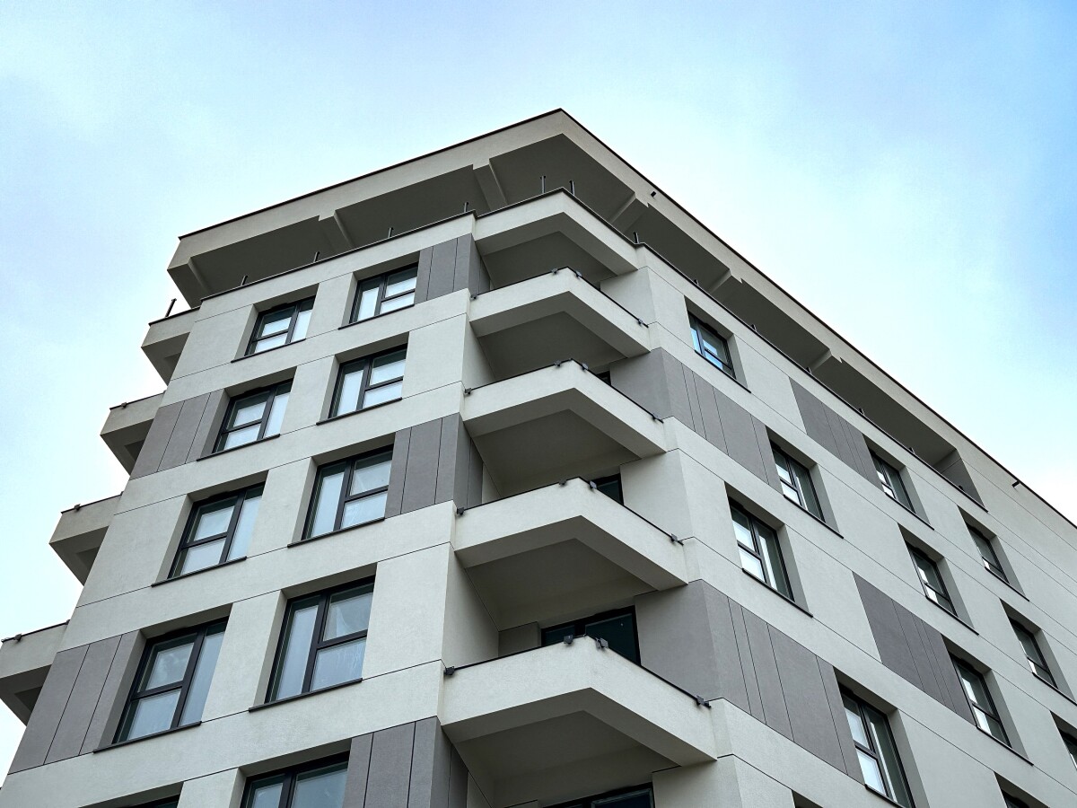Rzeszów - Budowa Capital Towers Residence w sąsiedztwie hali Podpromie [listopad 2024]