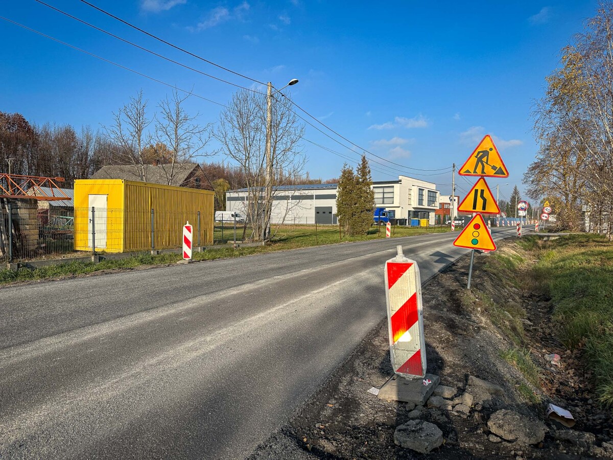 Rzeszów - Przebudowa ul. Załęskiej na finiszu [listopad 2024]