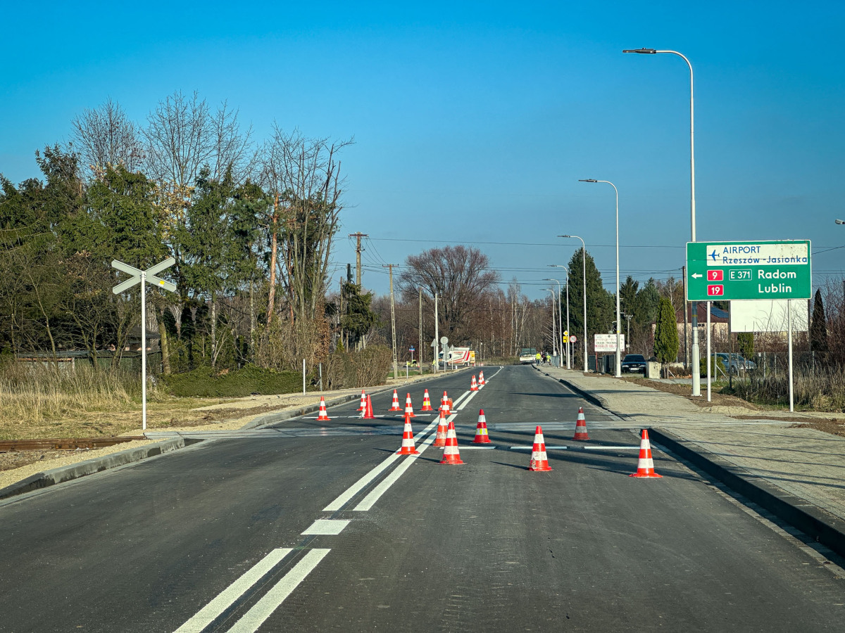 Rzeszów - Przebudowa ul. Załęskiej na finiszu [listopad 2024]