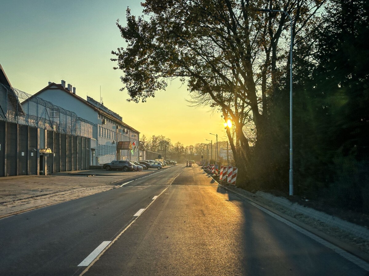 Rzeszów - Przebudowa ul. Załęskiej na finiszu [listopad 2024]