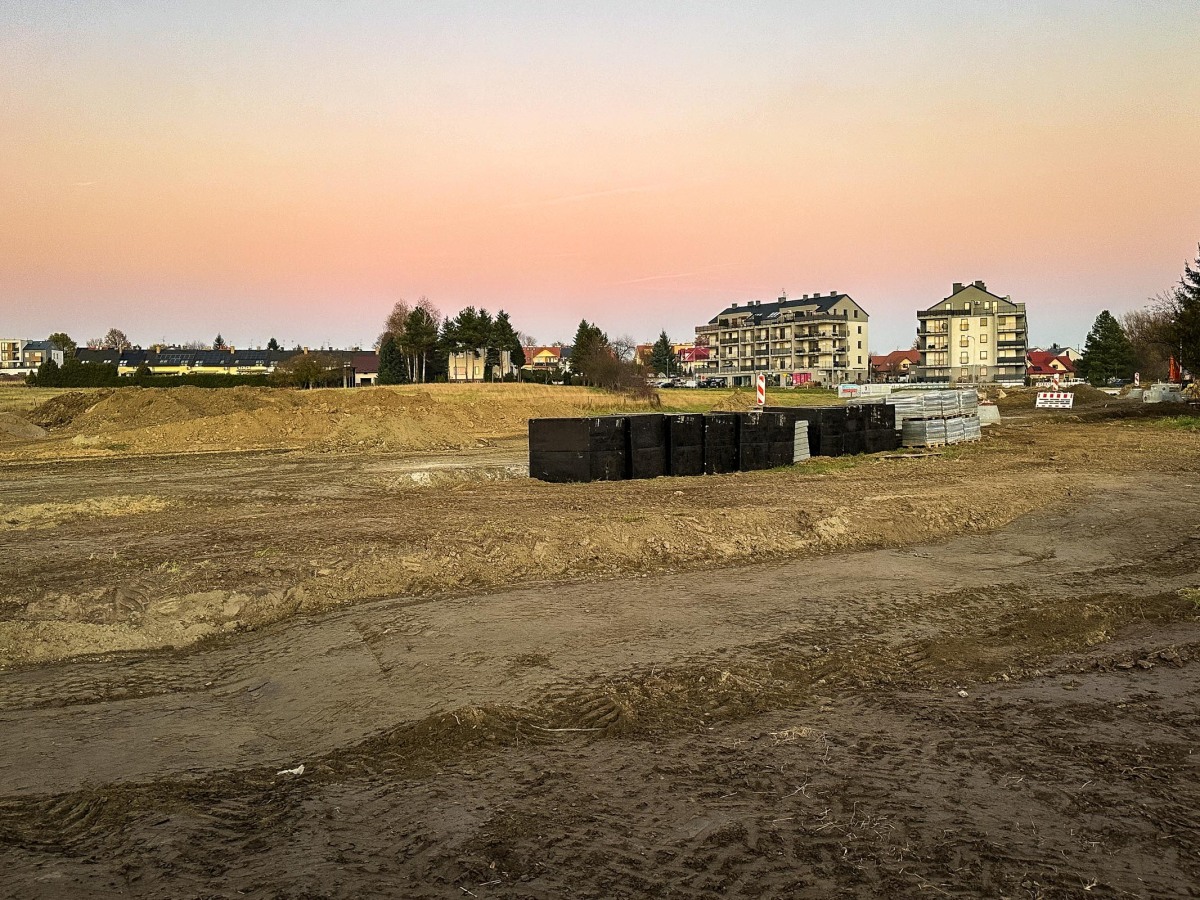 Rzeszów - Budowa drogi, która połączy ulice Krzyżanowskiego i Wieniawskiego [listopad 2024]