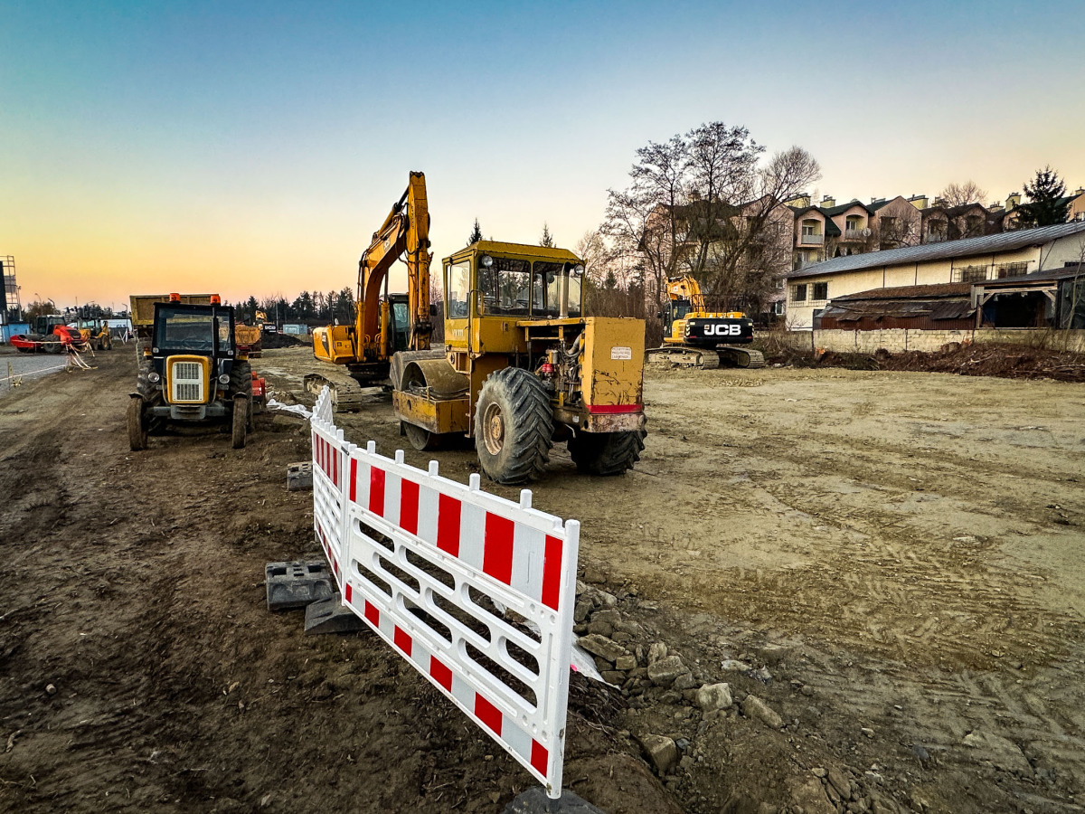 Rzeszów - Budowa drogi, która połączy ulice Krzyżanowskiego i Wieniawskiego [listopad 2024]
