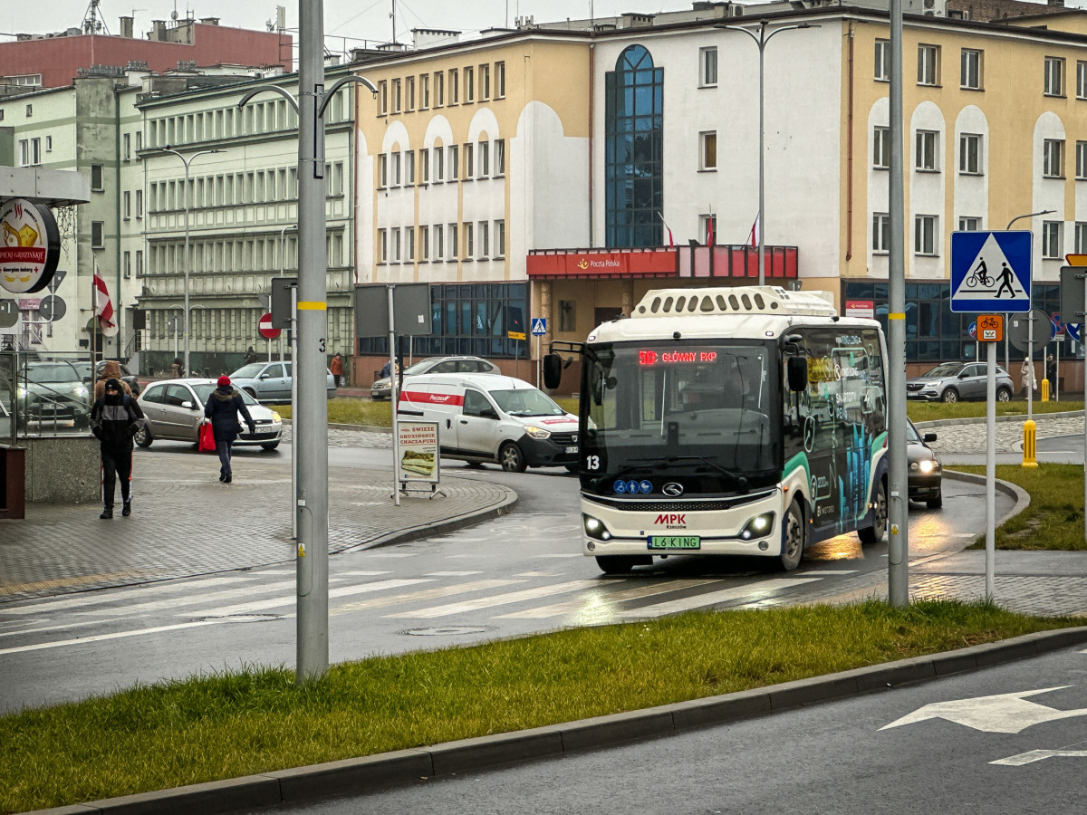 Rzeszów - Testy nowego autobusu elektrycznego na pilotażowej linii nr 50