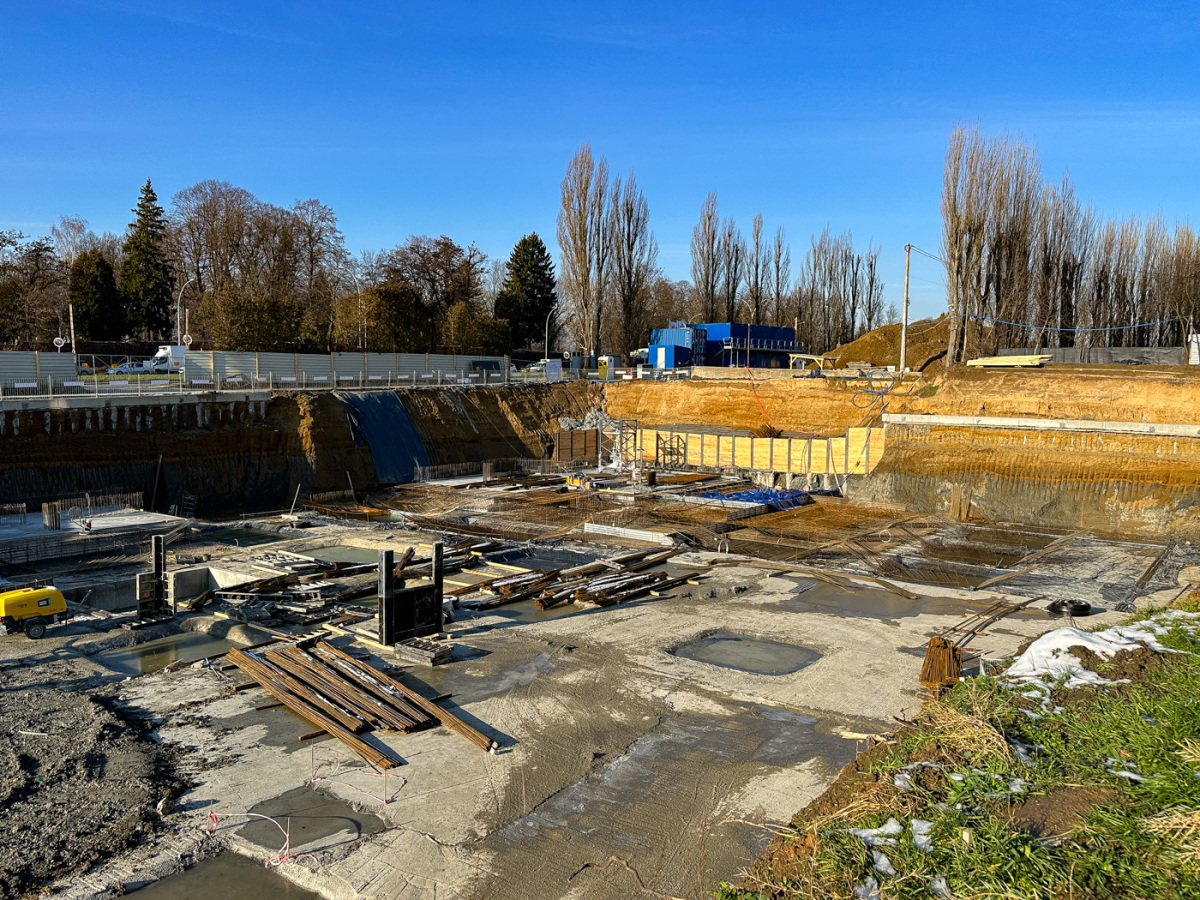 Rzeszów - Budowa 17-piętrowego wieżowca przy rondzie Pobitno [grudzień 2024]
