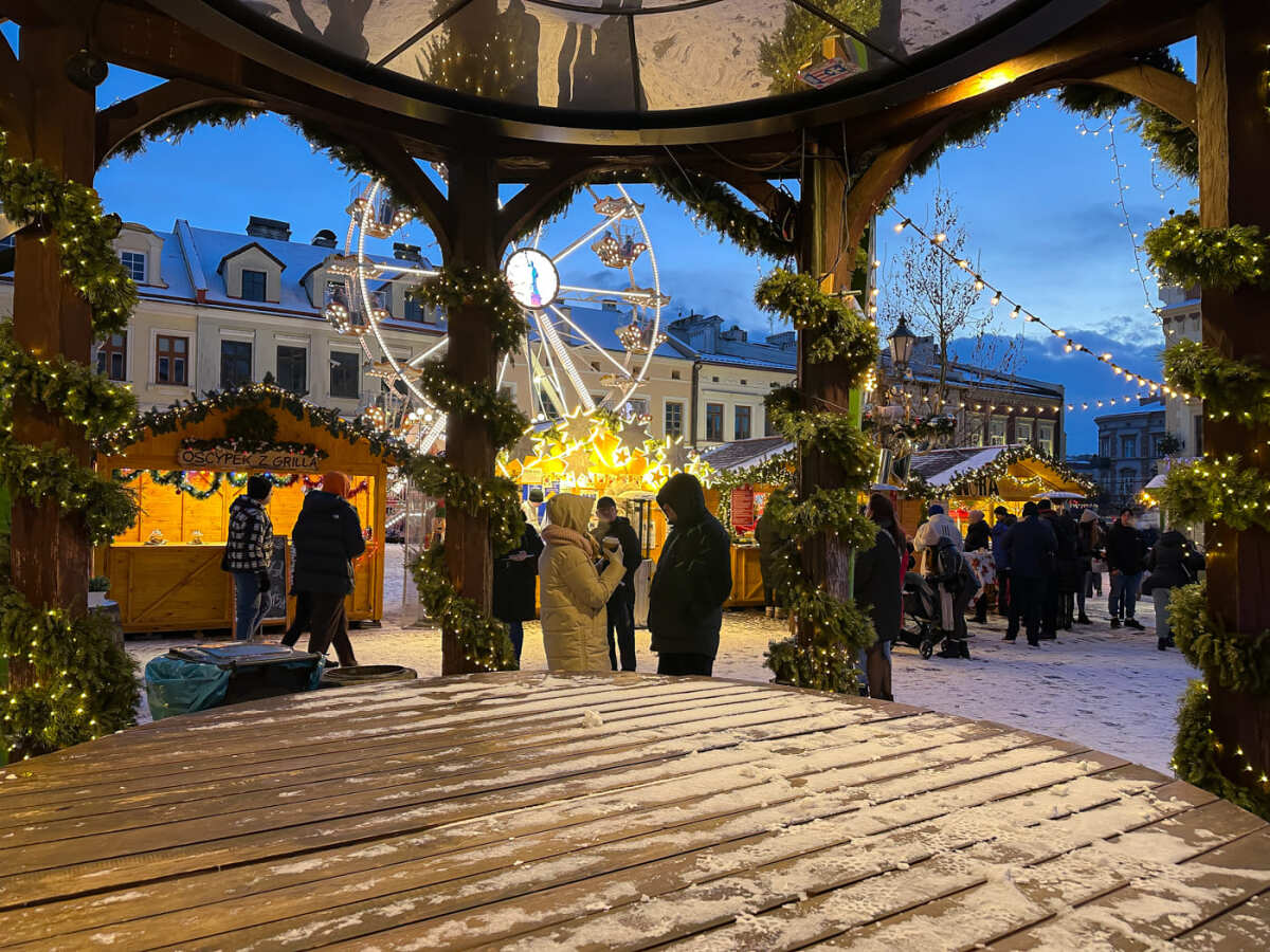 Rzeszów - Świąteczne Miasteczko i iluminacje w centrum Rzeszowa