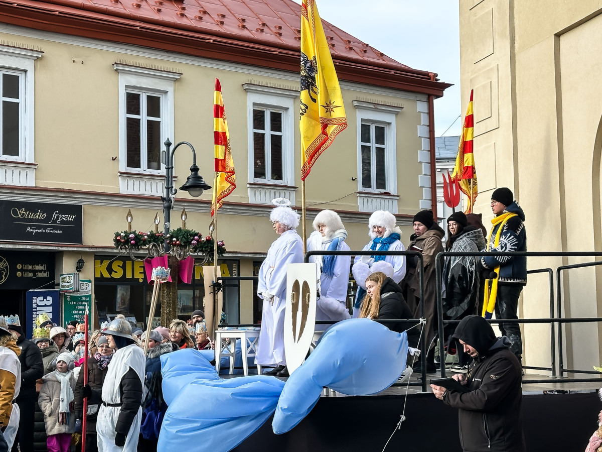 Rzeszów - 10. Orszak Trzech Króli przeszedł ulicami Rzeszowa